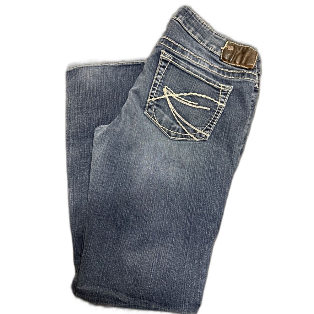 Aiko Women's Medium Blue Straight-Leg Jeans with White Pocket Stitching